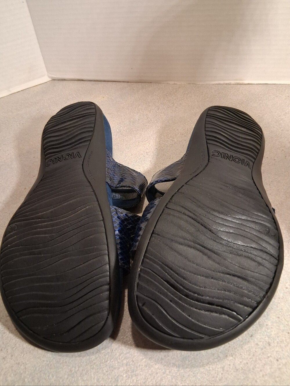 Vionic Skylar Navy Blue Slide Sandals with Embossed Snake Print 9 - Picture 9 of 9